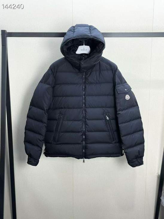 Picture of Moncler Down Jackets _SKUMonclersz1-526yr32436942